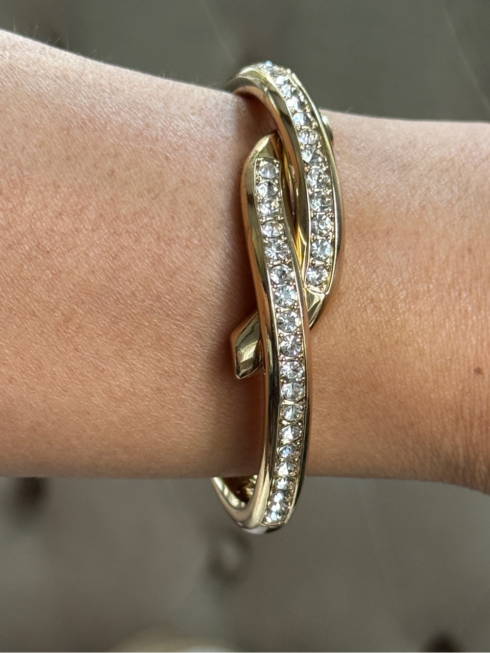 Gold Tone Rhinestone Crossover Hinged Bangle Bracelet Infinity Loop Cuff